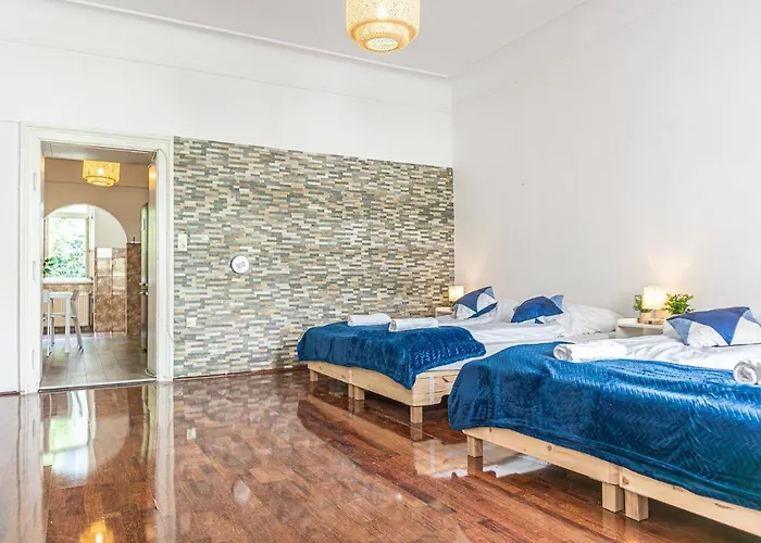 Apartment Elegant Haven: Stylish And Spacious 3br *